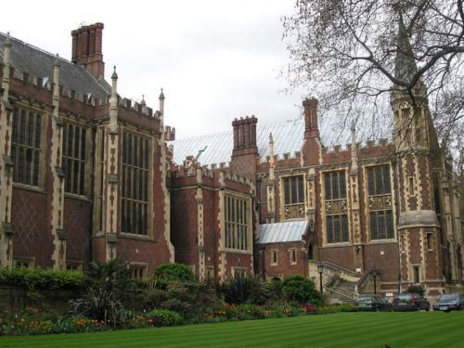 Pgds 20080211 152707 Lincolns Inn Gardens 1