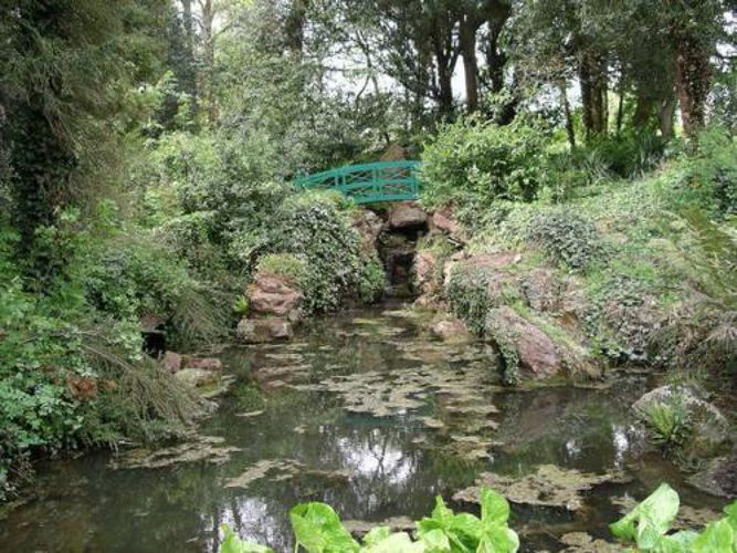 Pgds 20080611 114429 Highnam Court Stream And Bridge