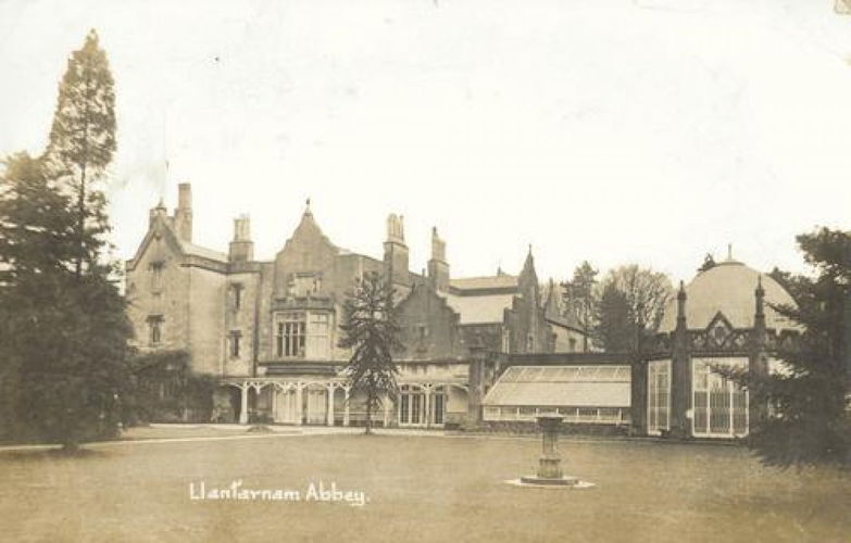 Pgds 20091017 193319 Llantarnam Abbey3