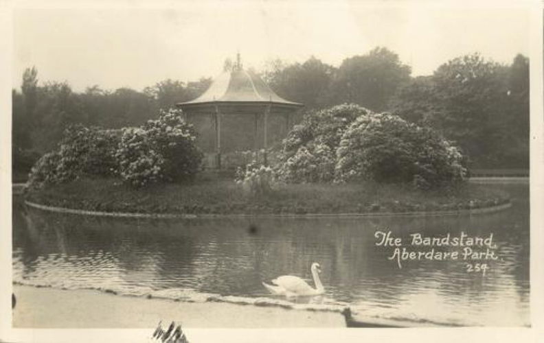 Pgds 20100423 181501 Aberdare Park15