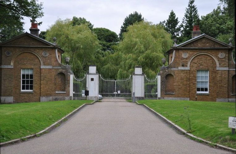 Pgds 20140826 203655 The Gatehouse Of Copped Hall Estate    Geograph Org Uk   1420135