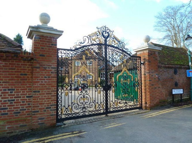 Pgds 20140828 215953 The Gates Of Denham Place Geograph 3340531