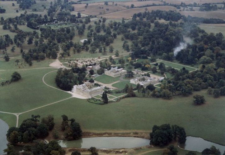 Pgds 20141001 141647 Woburn Abbey   Geograph Org Uk   613271