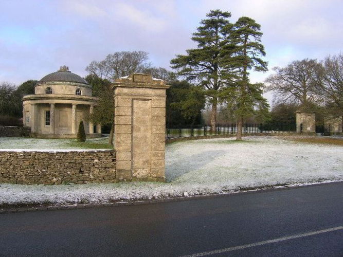 Pgds 20150520 140439 Dodington Park South Gloucestershire Bath Lodge   Geograph Org Uk   96020