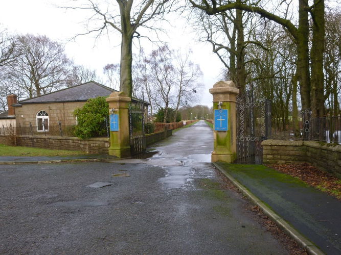 Pgds 20160112 154450 Entrance Gates And Gatehouse