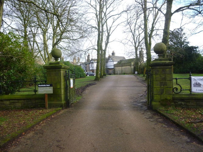 Pgds 20160219 154608 Entrance Gates And Pillars
