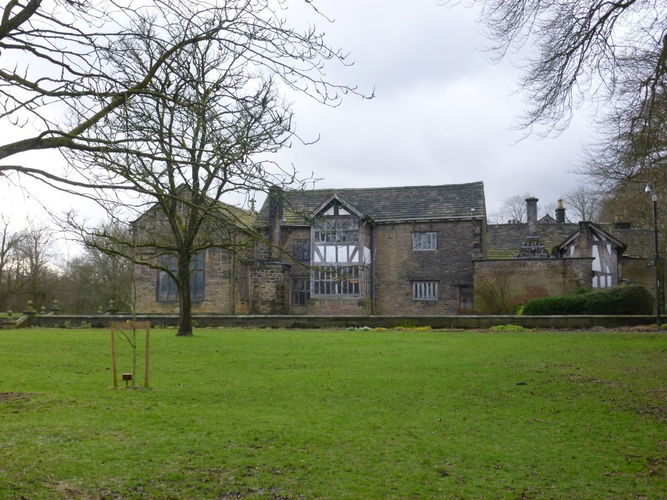 Pgds 20160219 160825 Oldest Part Of Hall With Chapel To Left
